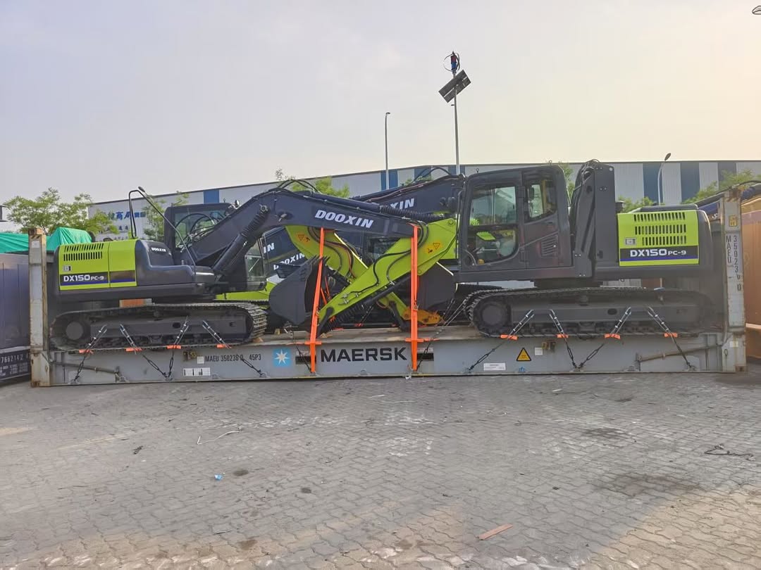 15 ton, 23 ton ekskavator Yaxın Şərqdə göndərməyə hazırdır